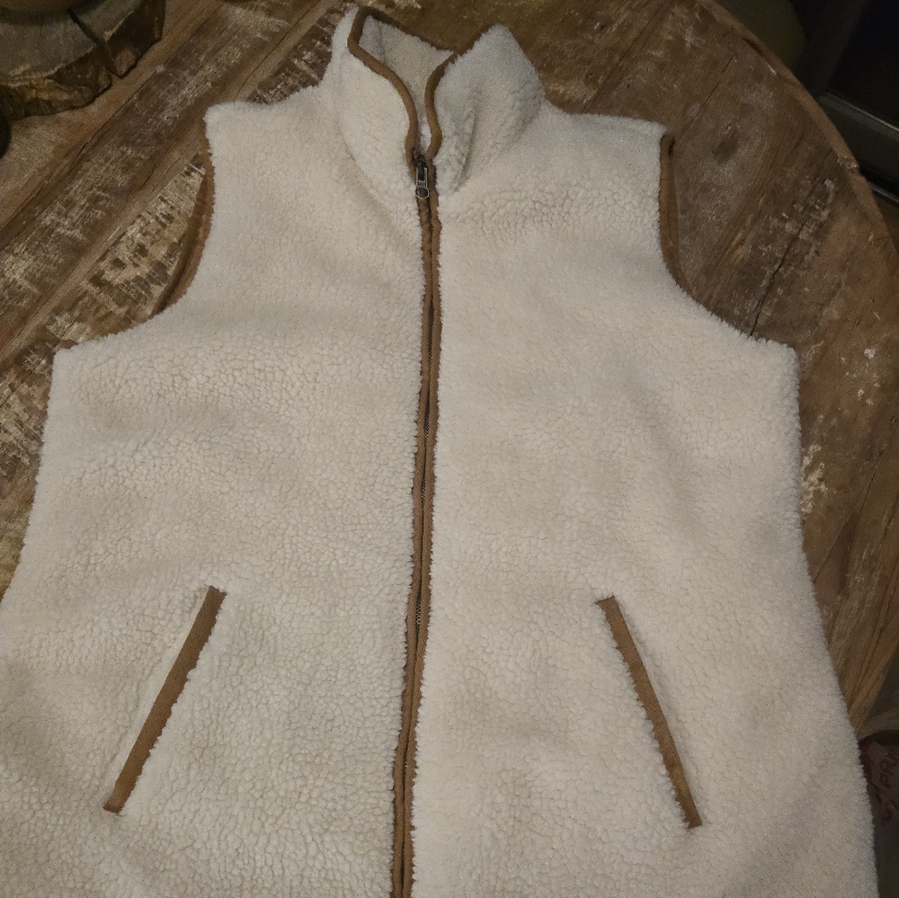 Old Navy White and Tan Sherpa Vest